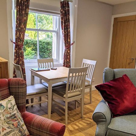 Kinloch Rannoch Holiday Cottage ภายนอก รูปภาพ