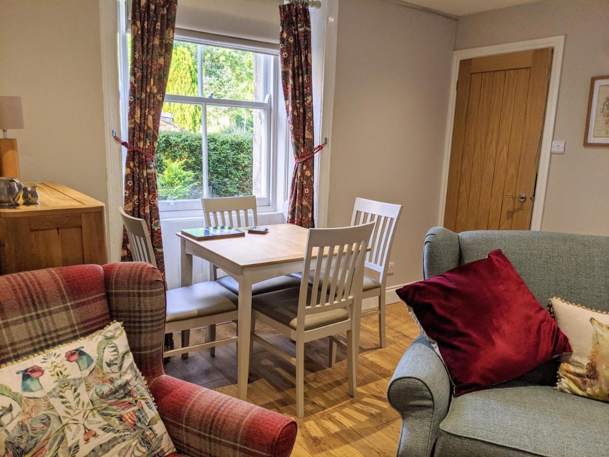 Kinloch Rannoch Holiday Cottage ภายนอก รูปภาพ