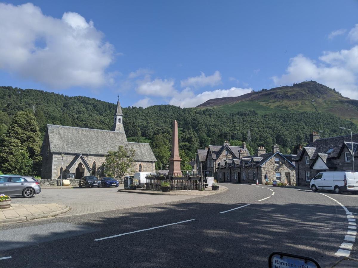Kinloch Rannoch Holiday Cottage ภายนอก รูปภาพ